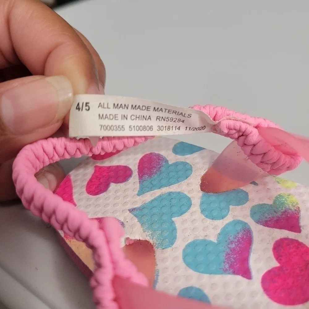 Children's Place Baby Heart Print Sandals Flip Flops